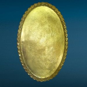 Vintage Mid Century Large Oval Brass Tray/Wall Hanging 30" x 19"